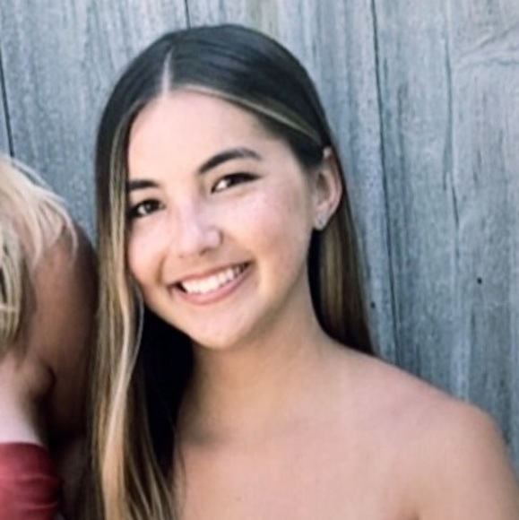 Meet your Posher, Mariah - Picture 1 of 1